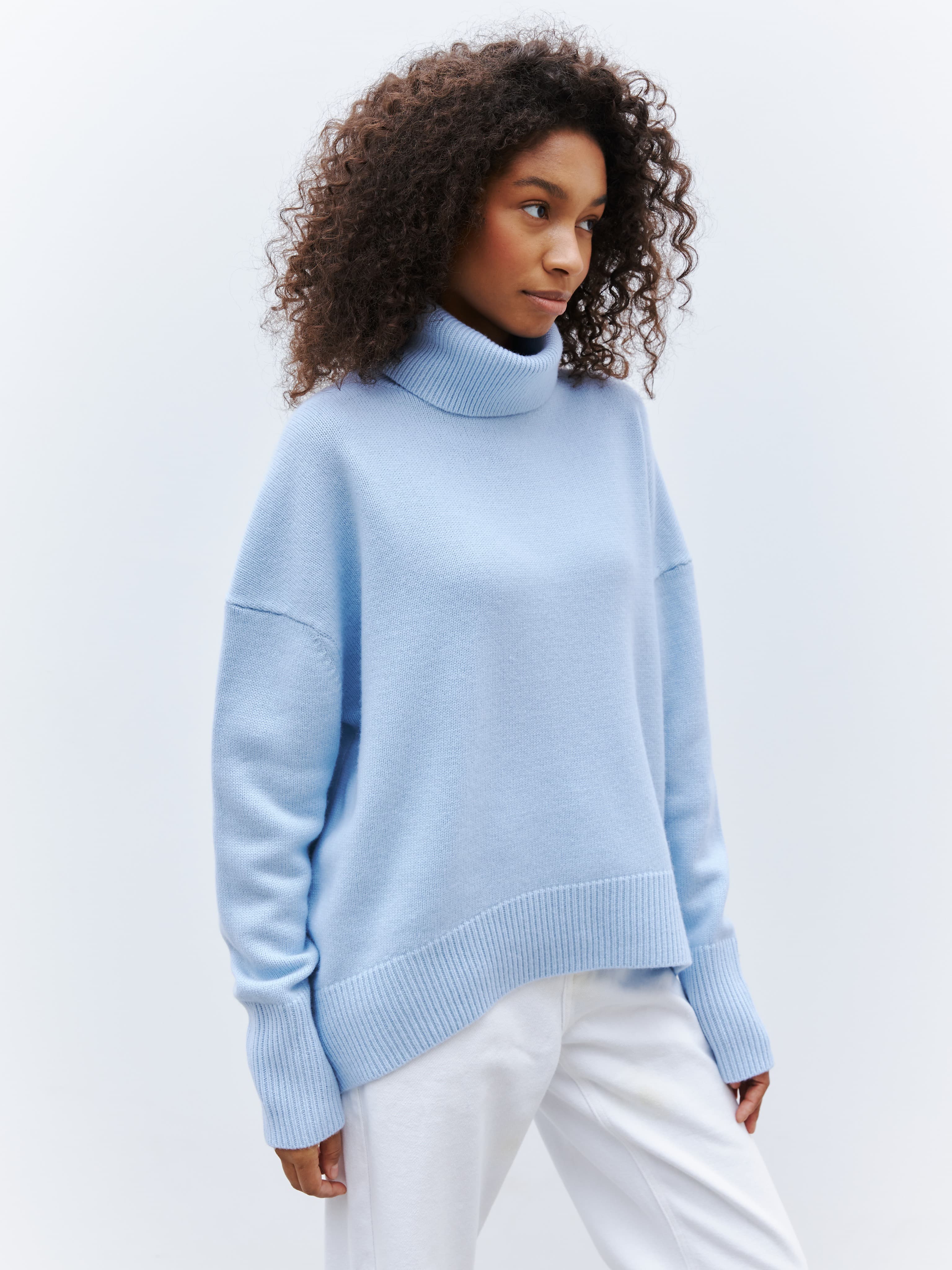 Sweater 2024 sky blue